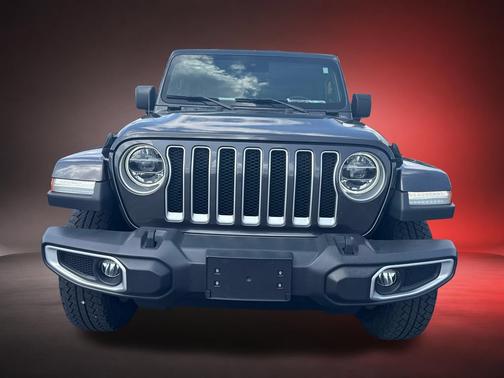 Granite Crystal Metallic Clearcoat 2020 Jeep Wrangler Unlimited Sahara 4x4