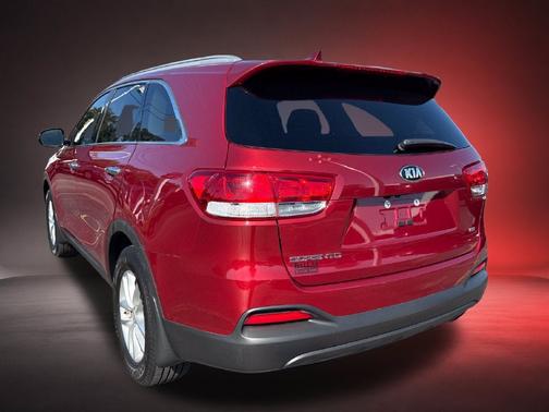 Remington Red 2018 Kia Sorento 2.4L LX