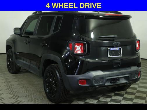 Black Clearcoat 2019 Jeep Renegade Latitude