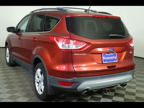 Sunset 2016 Ford Escape SE