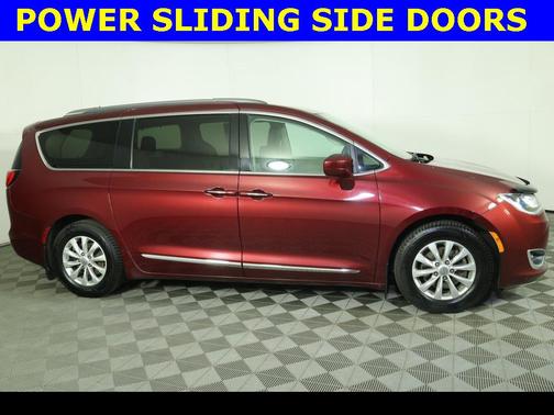 2018 Chrysler Pacifica Touring-L