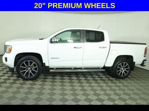 Summit White 2017 GMC Canyon Denali