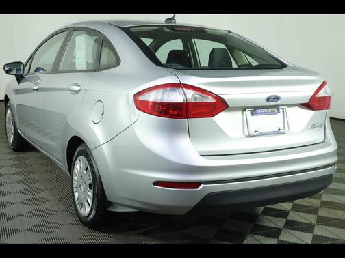 2016 Ford Fiesta S