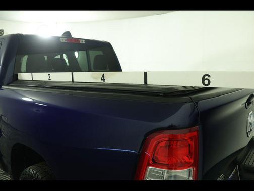 Patriot Blue Pearlcoat 2019 RAM 1500 Big Horn