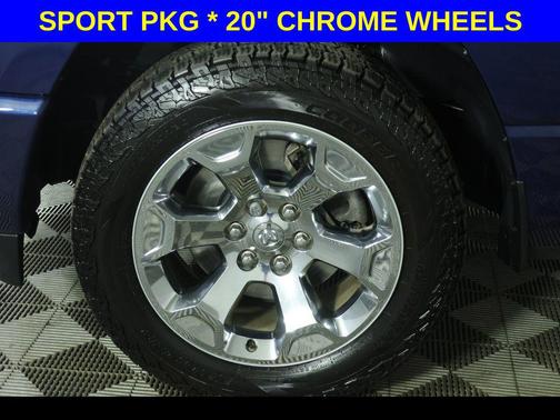 Patriot Blue Pearlcoat 2019 RAM 1500 Big Horn