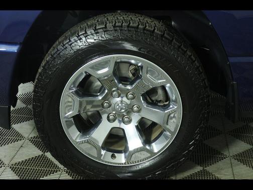 Patriot Blue Pearlcoat 2019 RAM 1500 Big Horn