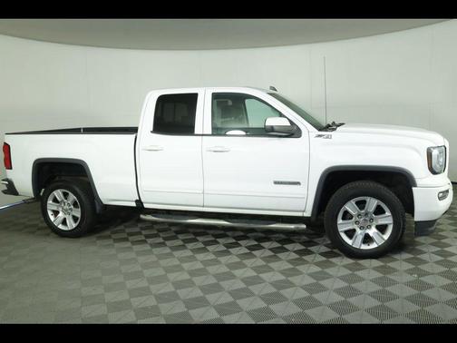 Summit White 2017 GMC Sierra 1500 SLE