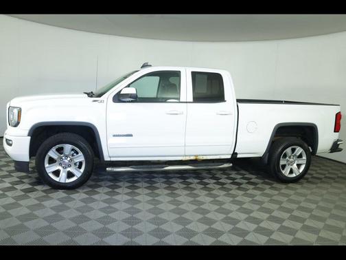 Summit White 2017 GMC Sierra 1500 SLE