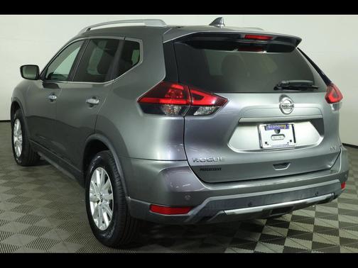 Gun Metallic 2019 Nissan Rogue SV