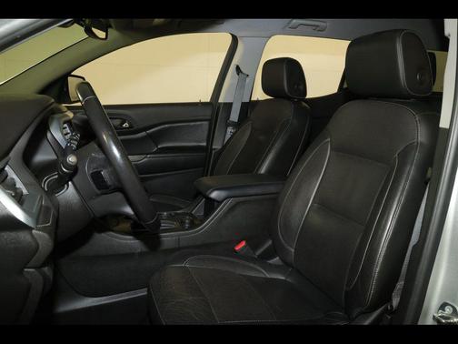 Quicksilver Metallic 2019 GMC Acadia SLT-2