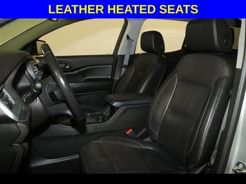 Quicksilver Metallic 2019 GMC Acadia SLT-2
