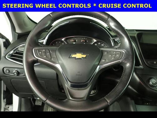 2017 Chevrolet Malibu 1LT