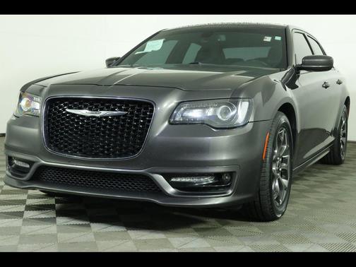 2017 Chrysler 300 S