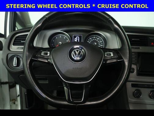 2015 Volkswagen Golf SportWagen TSI S 4-Door