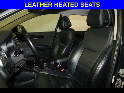 Ebony Black 2016 Kia Sorento EX