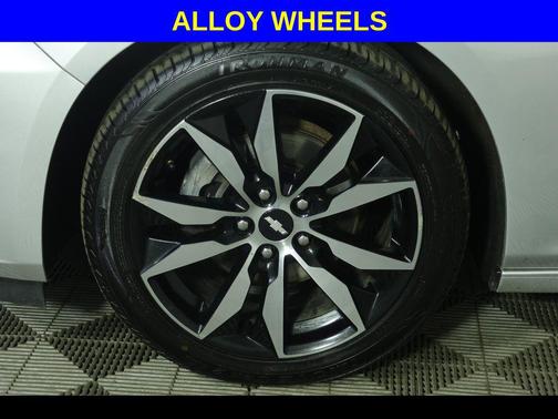 2017 Chevrolet Malibu 1LT