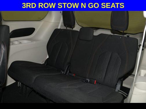 2017 Chrysler Pacifica LX