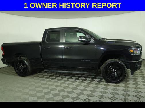 Diamond Black Crystal Pearlcoat 2022 RAM 1500 Big Horn/Lone Star