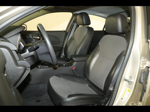 Champagne Silver Metallic 2015 Chevrolet Malibu 1LT