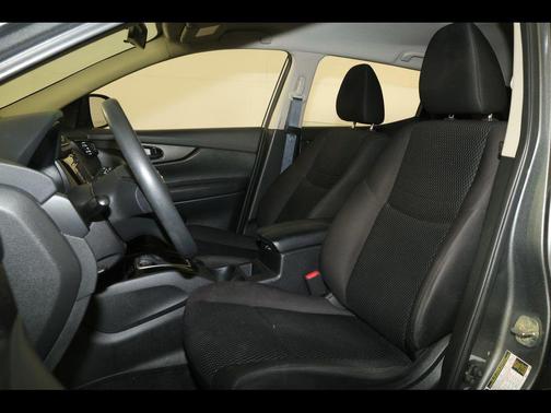 Gun Metallic 2019 Nissan Rogue Sport S
