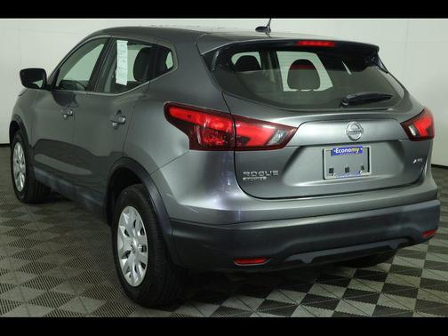 Gun Metallic 2019 Nissan Rogue Sport S