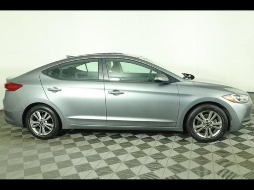 2017 Hyundai ELANTRA Value Edition