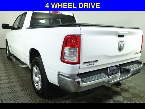 Bright White Clearcoat 2021 RAM 1500 Big Horn/Lone Star