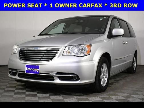 2012 Chrysler Town & Country Touring