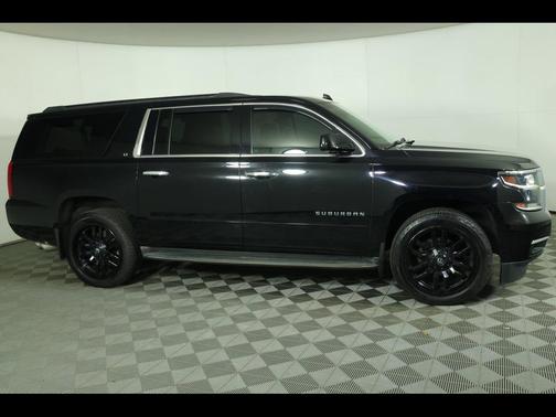 2016 Chevrolet Suburban LT