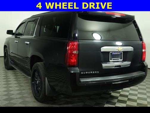 2016 Chevrolet Suburban LT