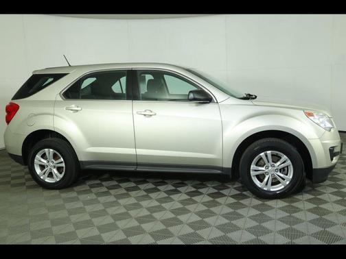 Champagne Silver Metallic 2014 Chevrolet Equinox LS