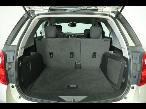 Champagne Silver Metallic 2014 Chevrolet Equinox LS
