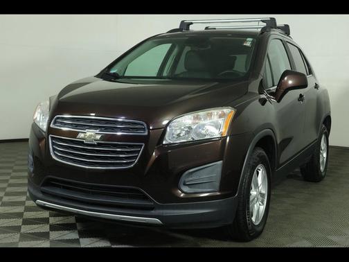 Deep Espresso Metallic 2016 Chevrolet Trax LT