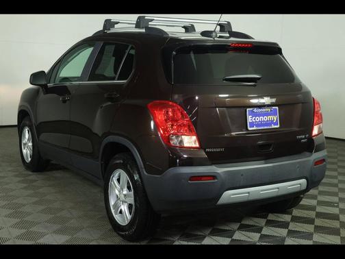Deep Espresso Metallic 2016 Chevrolet Trax LT