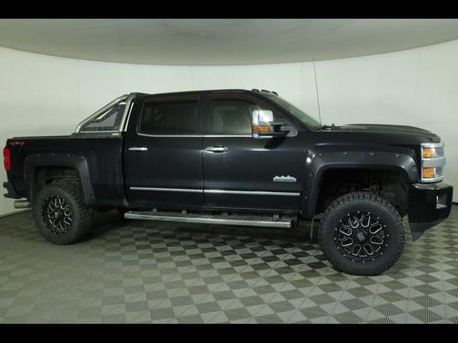 Black 2018 Chevrolet Silverado 2500 High Country