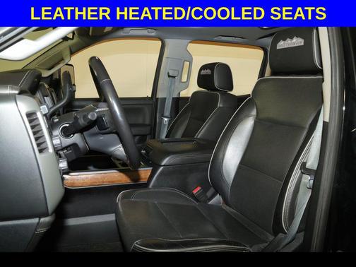 Black 2018 Chevrolet Silverado 2500 High Country