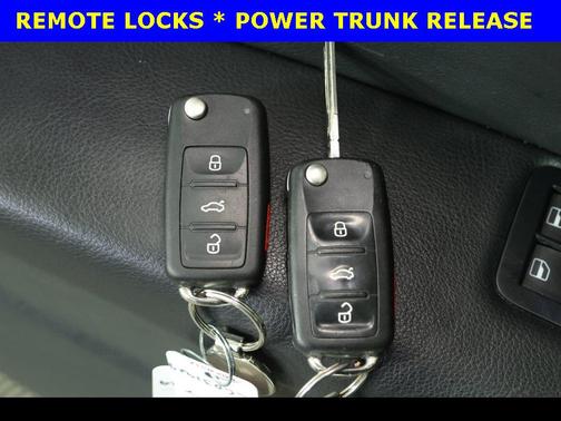 2012 Volkswagen Passat 2.5 SE