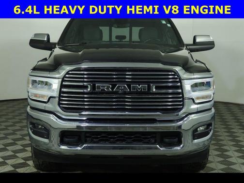 Diamond Black Crystal Pearlcoat 2022 RAM 2500 Big Horn Crew Cab 4x4 6'4' Box