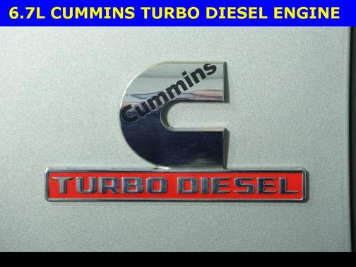 2022 RAM 2500 Tradesman Crew Cab 4x4 6'4' Box