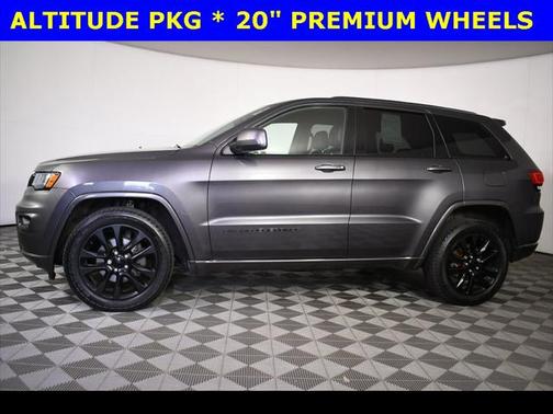 2017 Jeep Grand Cherokee Altitude