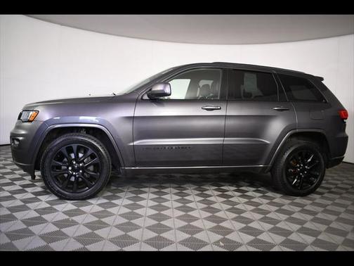 2017 Jeep Grand Cherokee Altitude