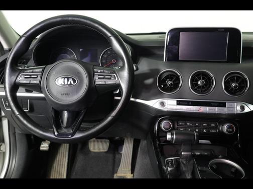 2018 Kia Stinger Base