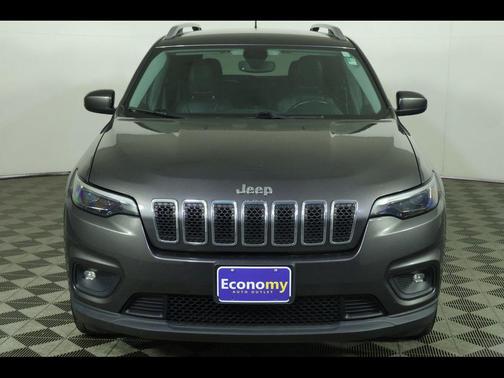 Granite Crystal Metallic Clearcoat 2019 Jeep Cherokee Latitude Plus