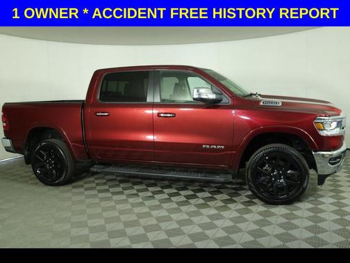 Delmonico Red Pearlcoat 2022 RAM 1500 Laramie