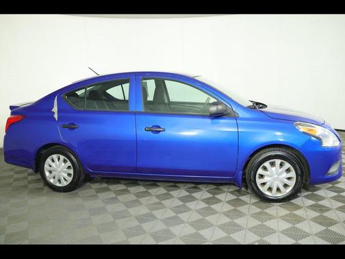 2015 Nissan Versa 1.6 S+