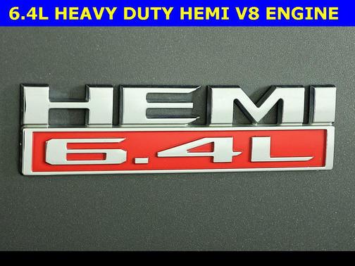 2022 RAM 2500 Tradesman Crew Cab 4x4 6'4' Box