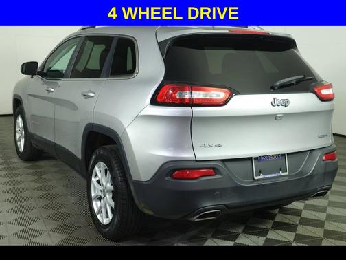 Billet Silver Metallic Clearcoat 2017 Jeep Cherokee Latitude