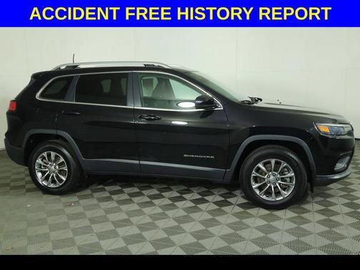 Diamond Black Crystal Pearlcoat 2021 Jeep Cherokee Latitude Lux