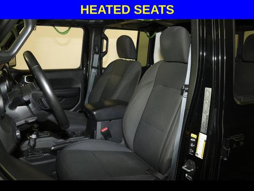 Black Clearcoat 2021 Jeep Gladiator Willys 4x4