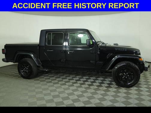 Black Clearcoat 2021 Jeep Gladiator Willys 4x4